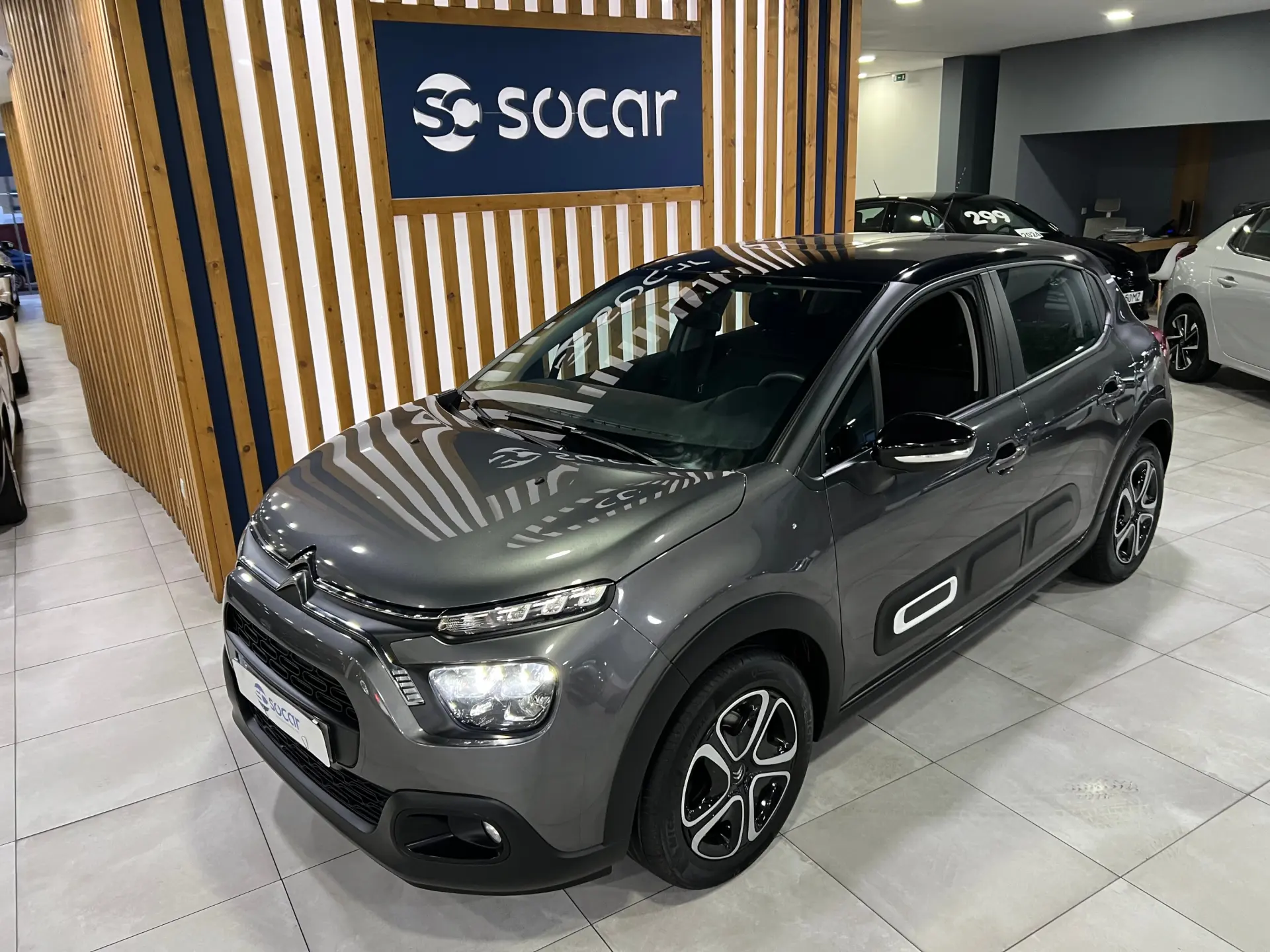 Citroen C3 1.2 PureTech C-Series 3