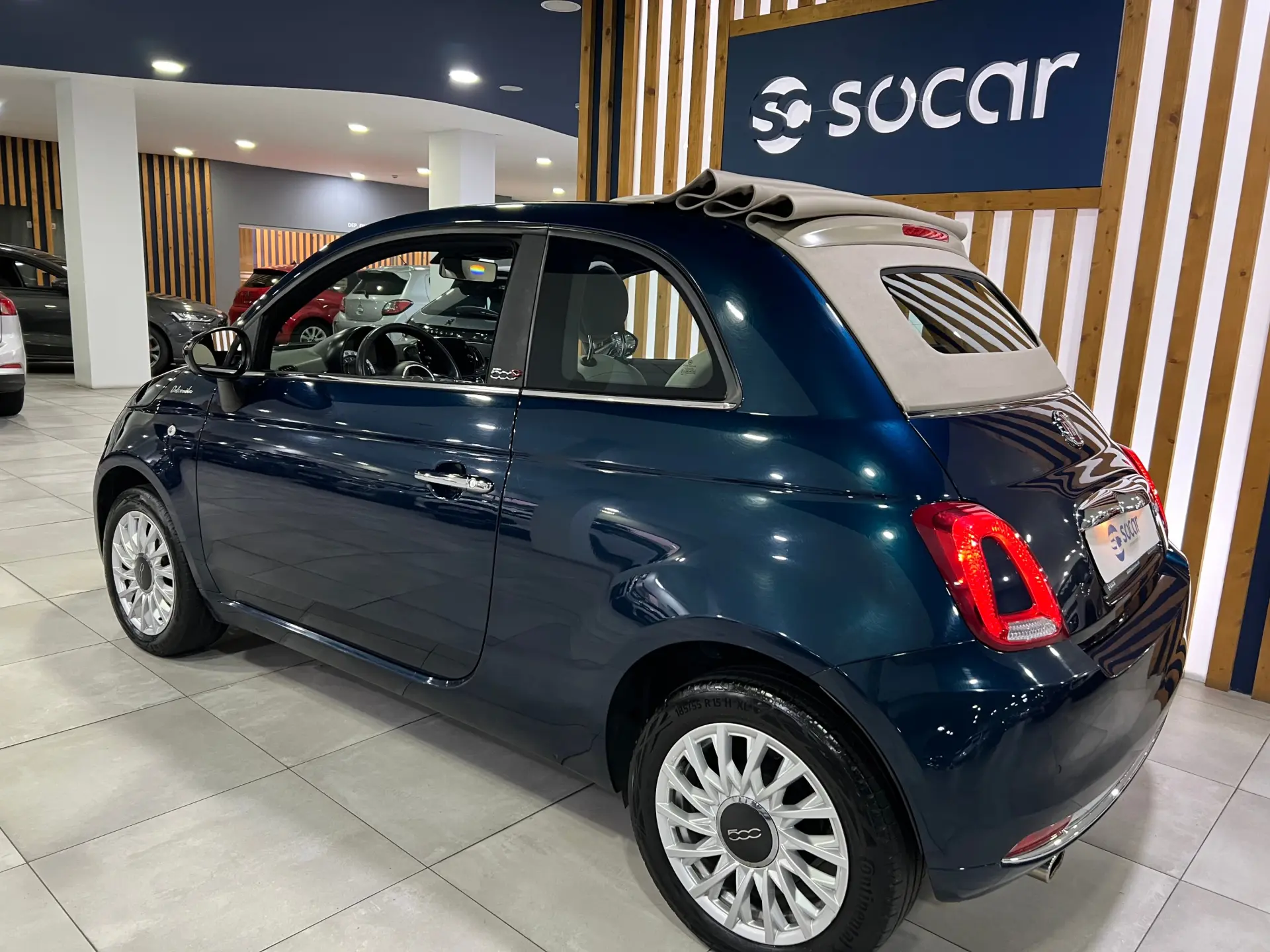 Fiat 500C 1.0 Hybrid Dolcevita 1