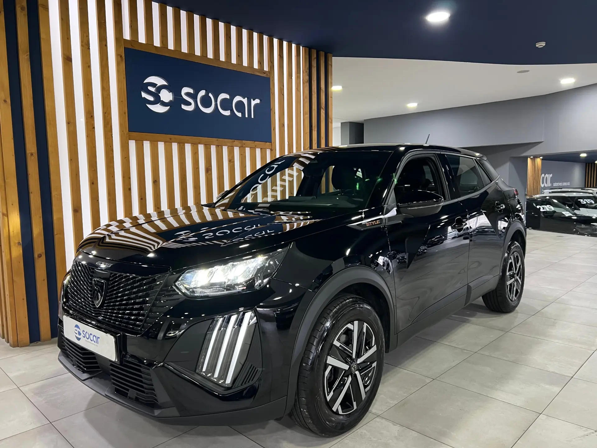 Peugeot 2008 1.2 PureTech Style 1