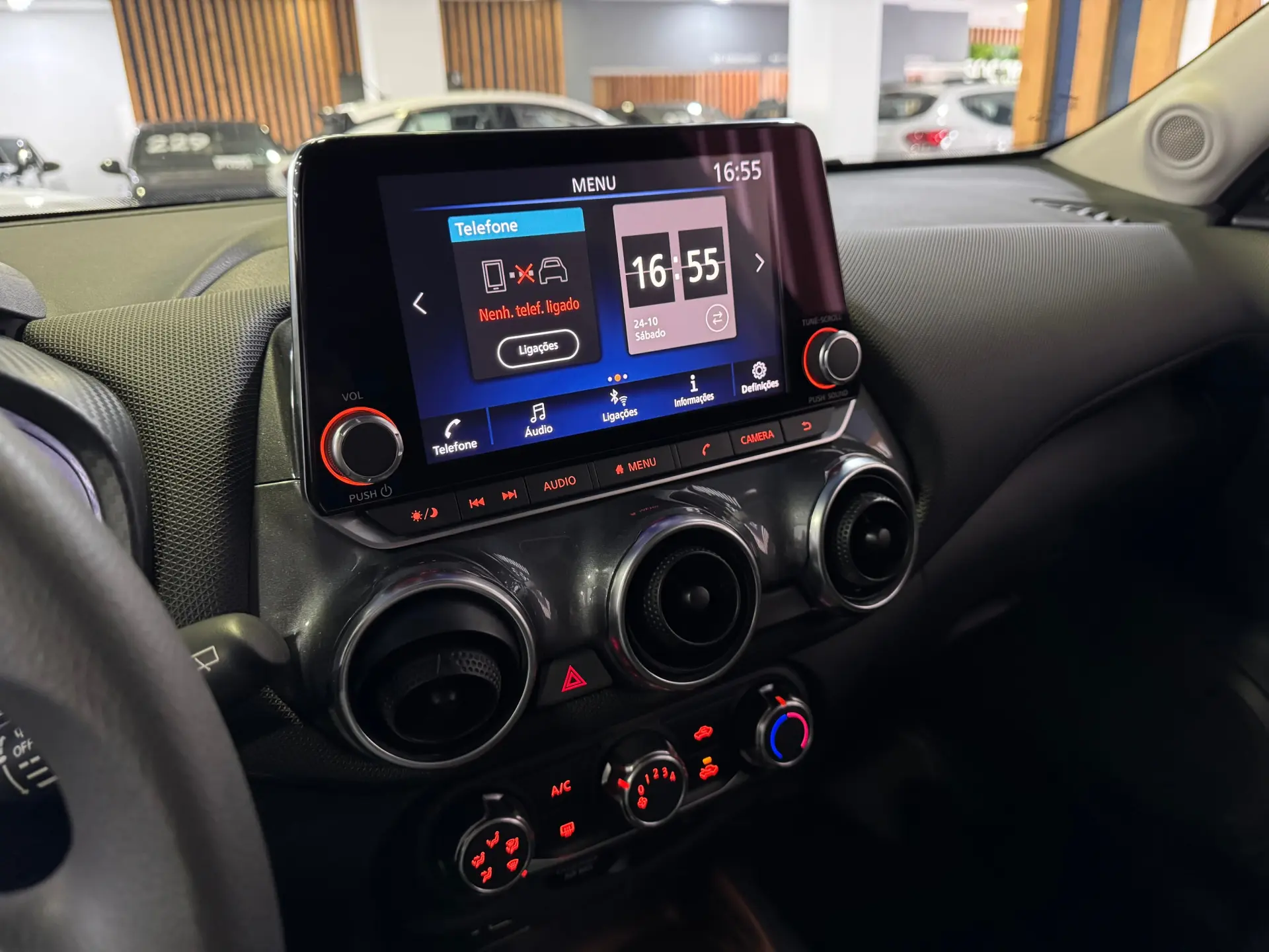 Nissan Juke 1.0 DIG-T N-Connecta NAV. 20