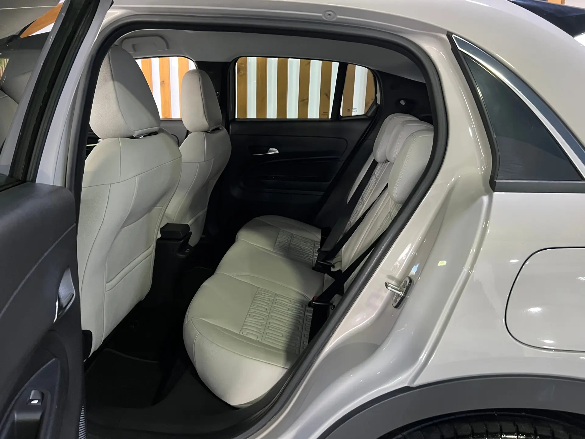 Fiat 600e 54 kWh La Prima 16