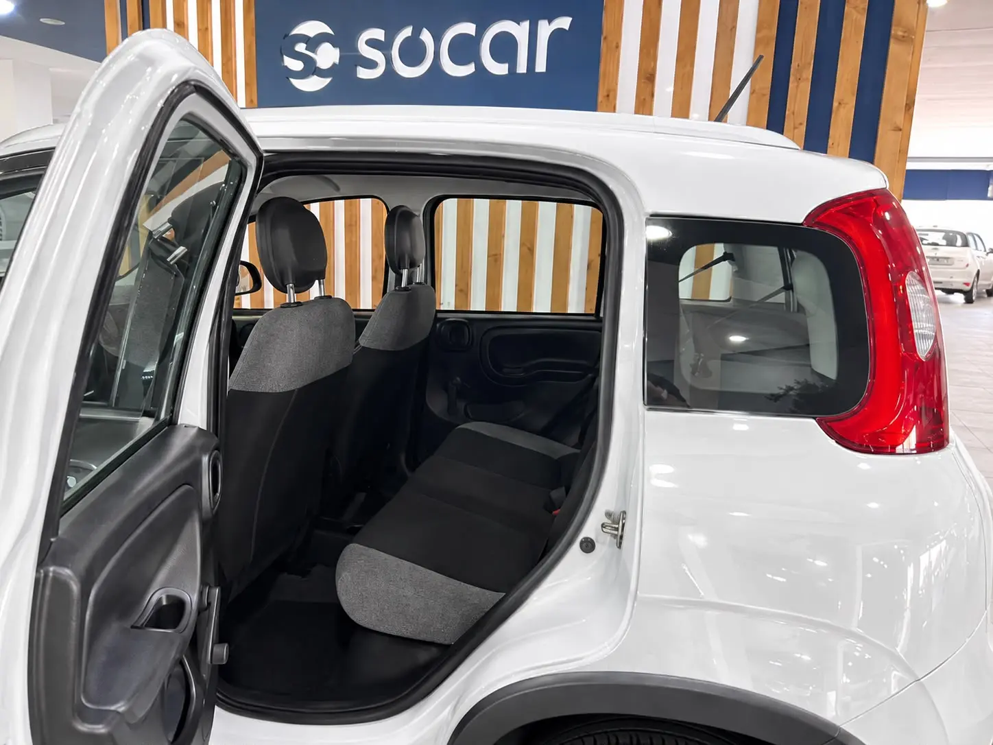 Fiat Panda 1.0 Hybrid City Life 8