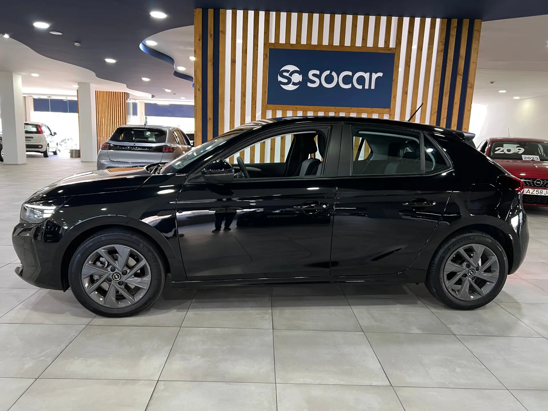 Opel Corsa 1.2 Elegance 2