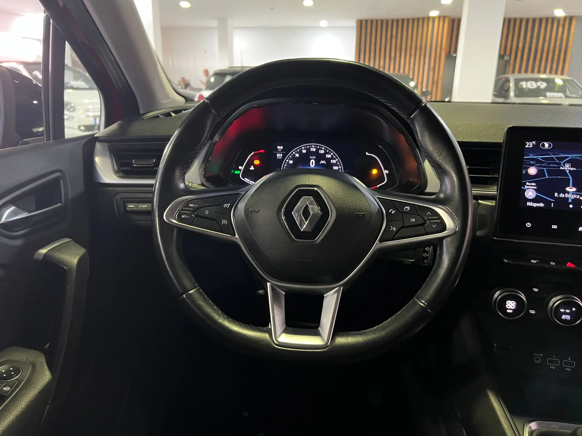 Renault Captur 1.0 TCe Techno 17