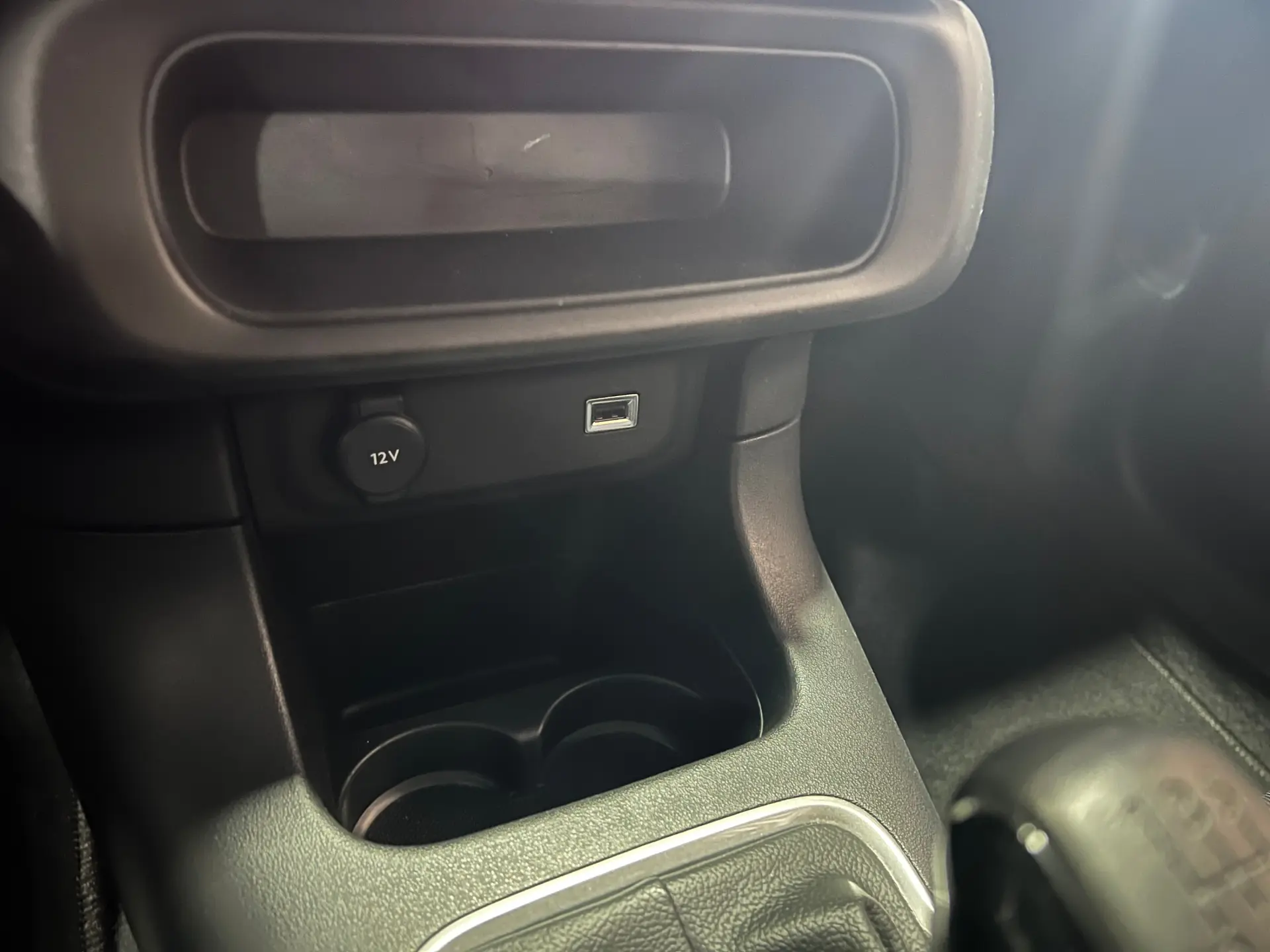 Citroen C3 1.2 PureTech C-Series 19