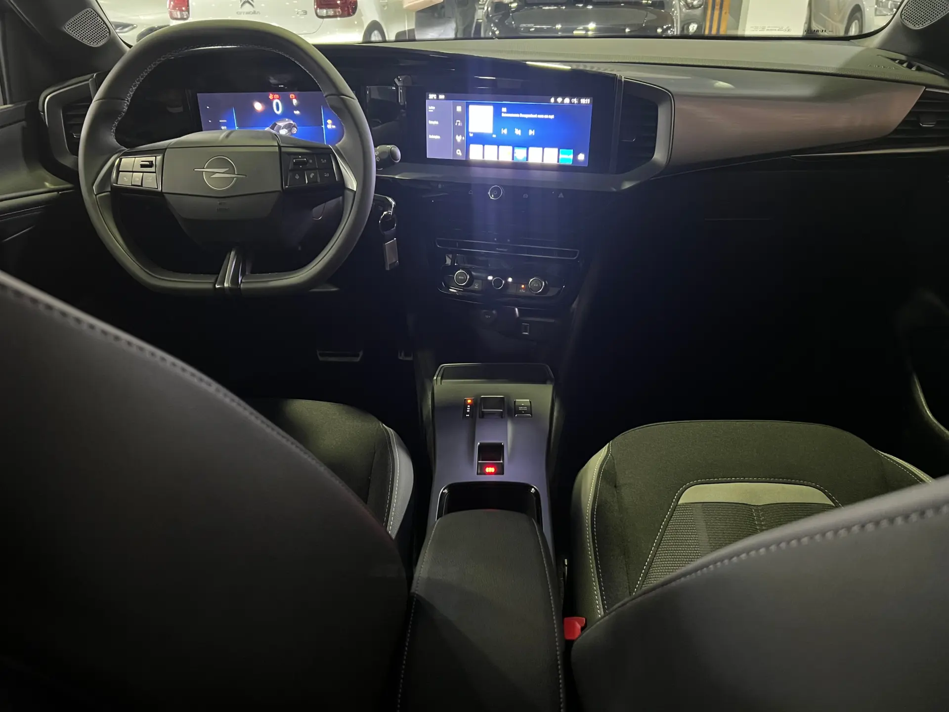 Opel Mokka 1.2 Hybrid GS eDCT 16