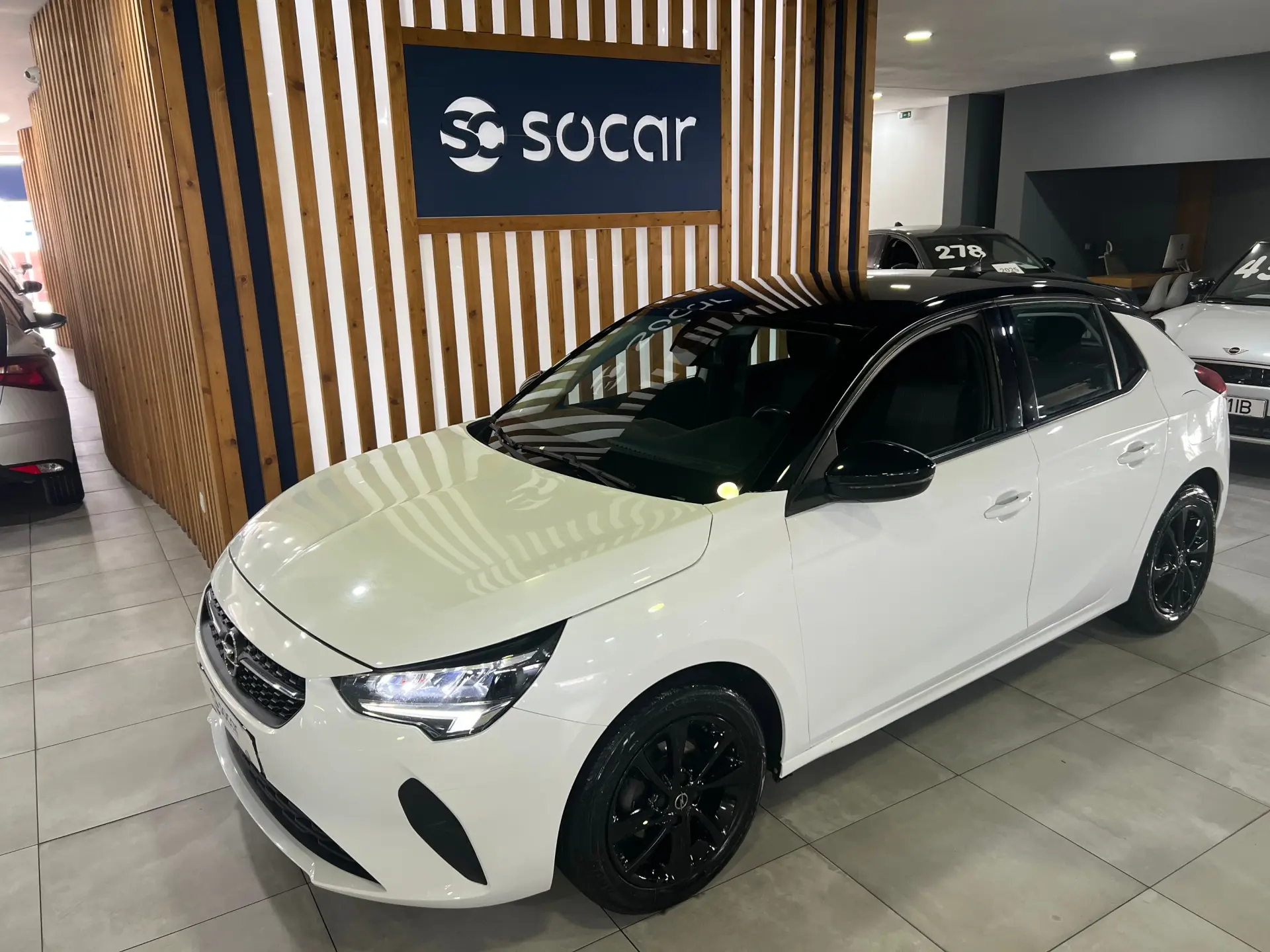 Opel Corsa 1.2 Business Edition 4