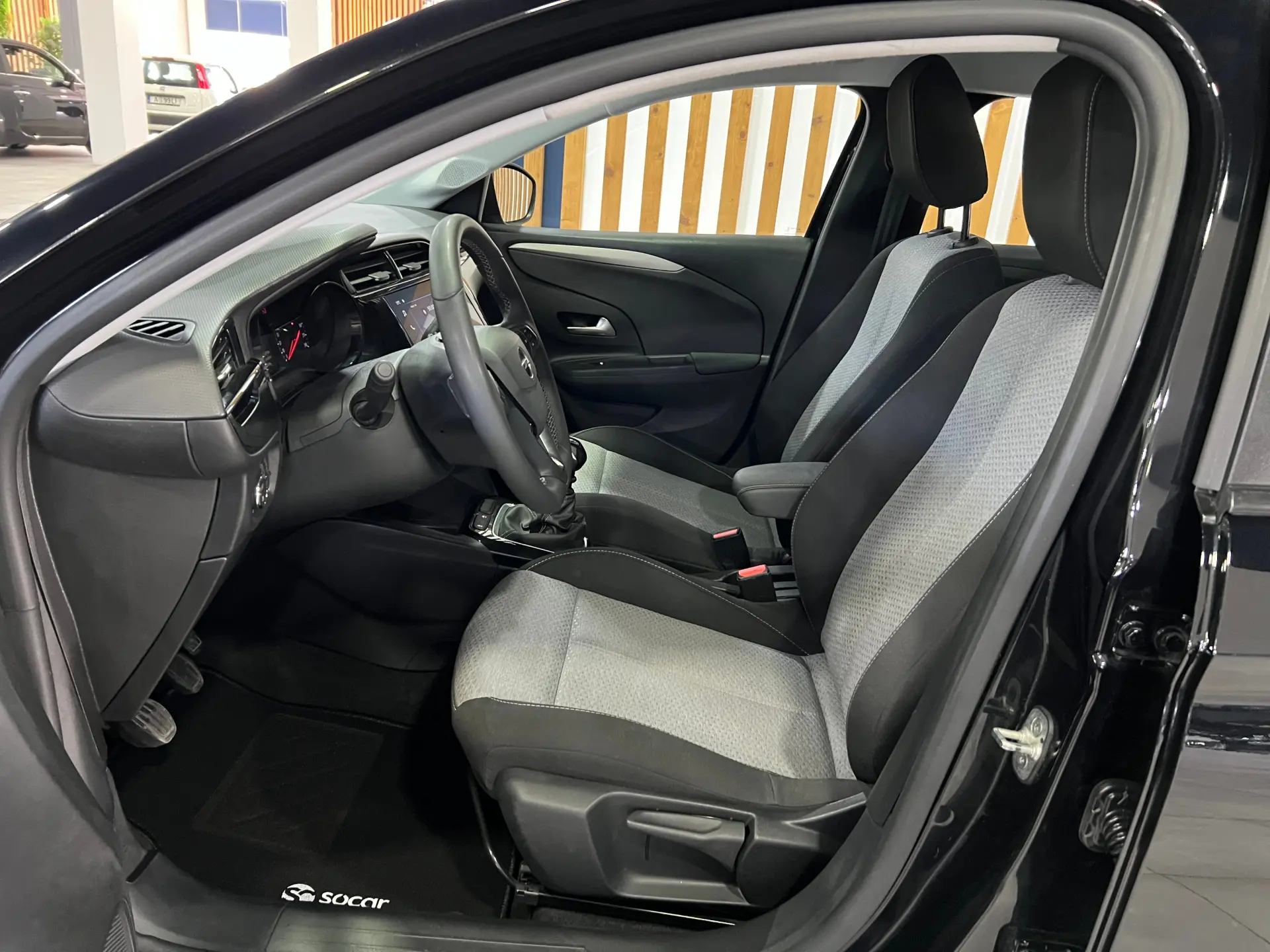 Opel Corsa 1.2 Elegance 8