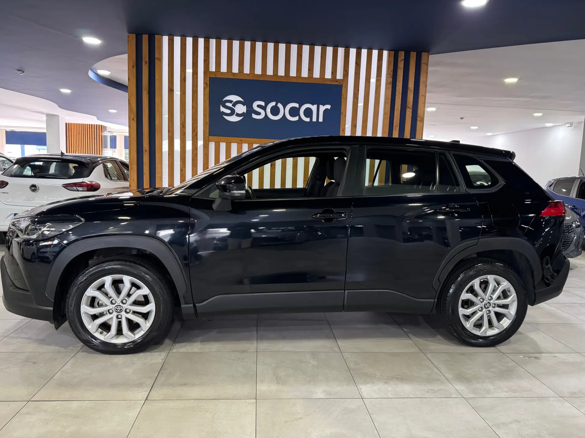 Toyota Corolla Cross exclusive 4