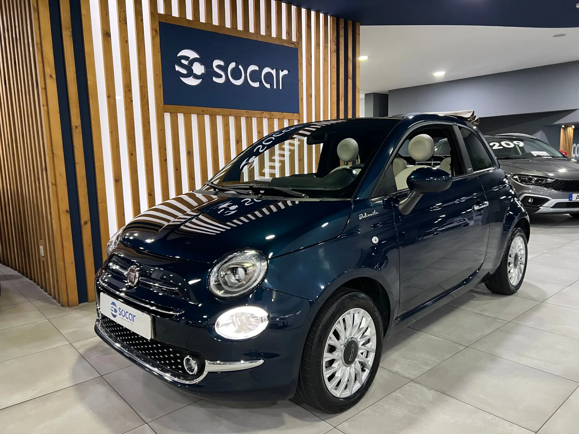 Fiat 500C 1.0 Hybrid Dolcevita 2