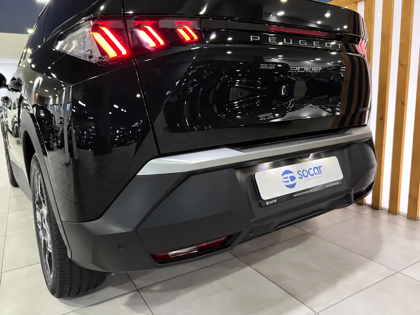 Peugeot 3008 1.2 Hybrid Allure e-DCS6 7