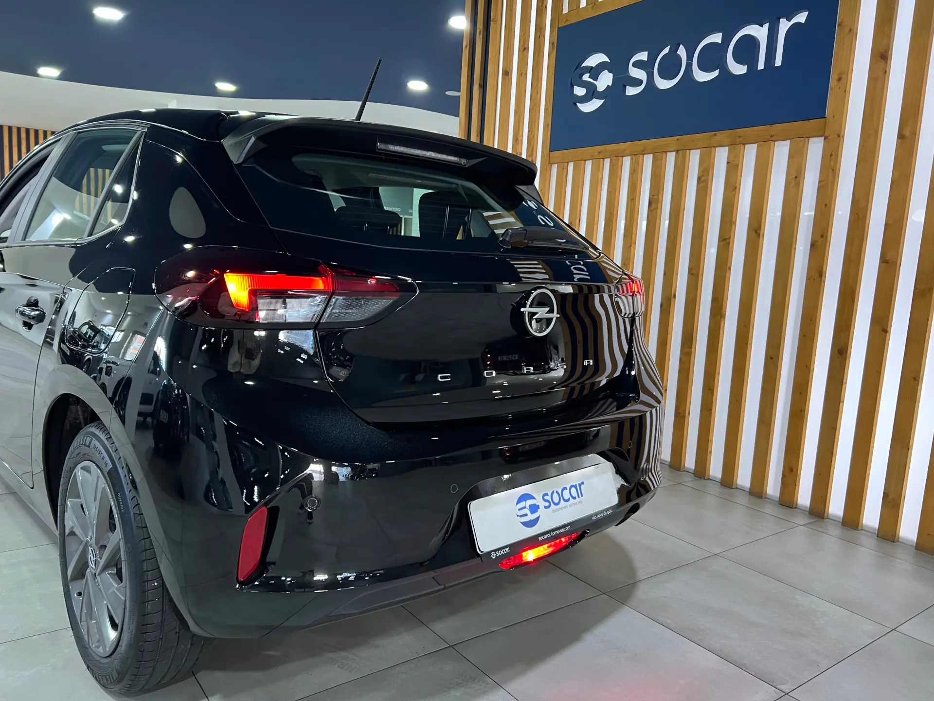 Opel Corsa 1.2 Elegance 6