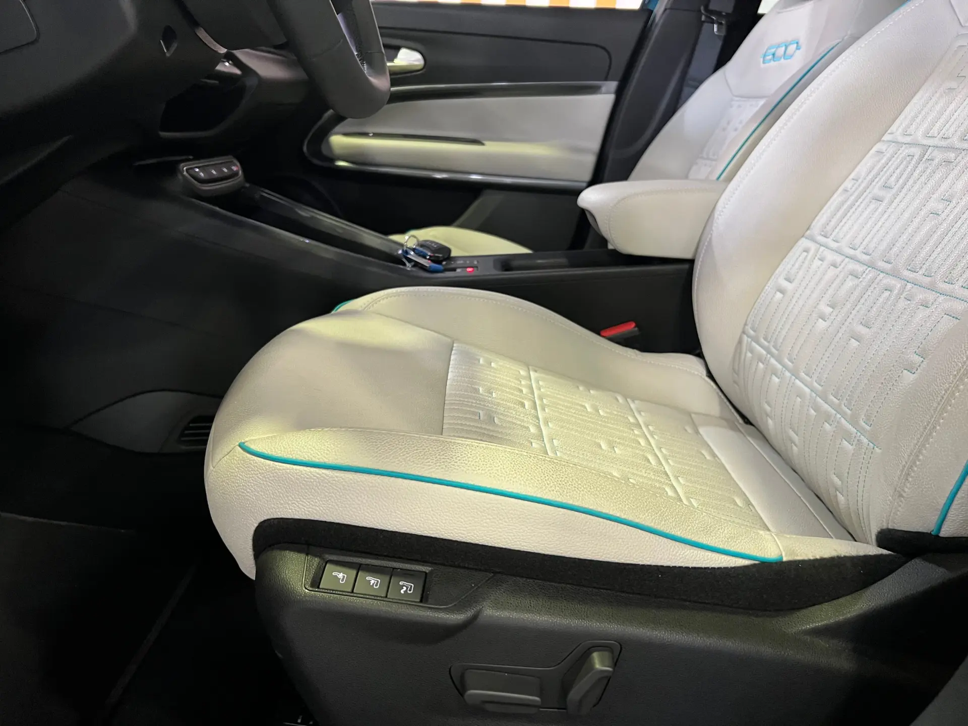 Fiat 600e 54 kWh La Prima 14