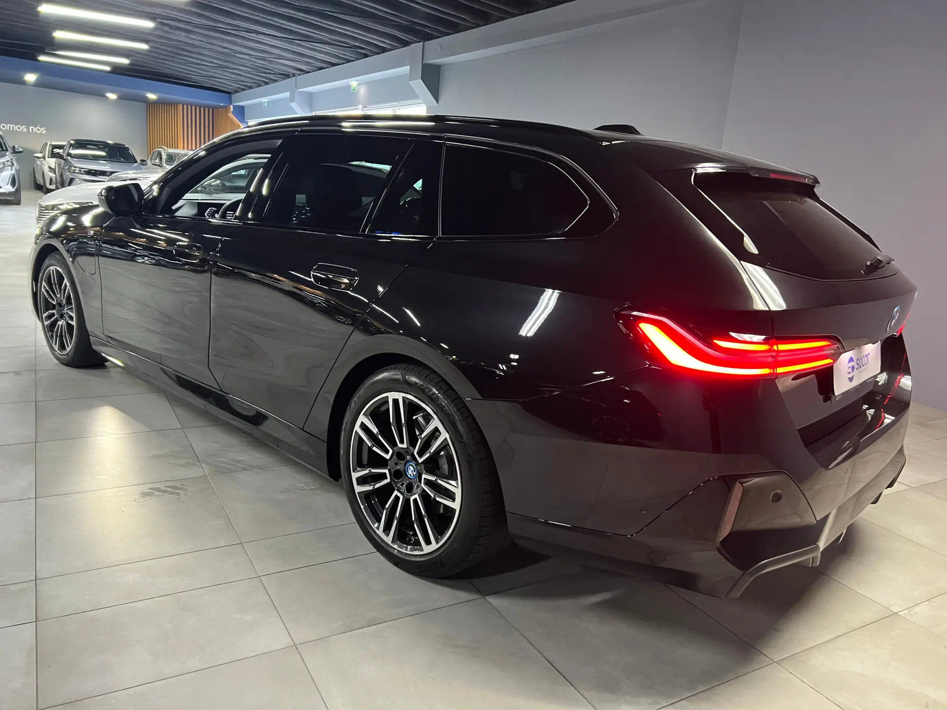 BMW 530 e Pack Desportivo M 10