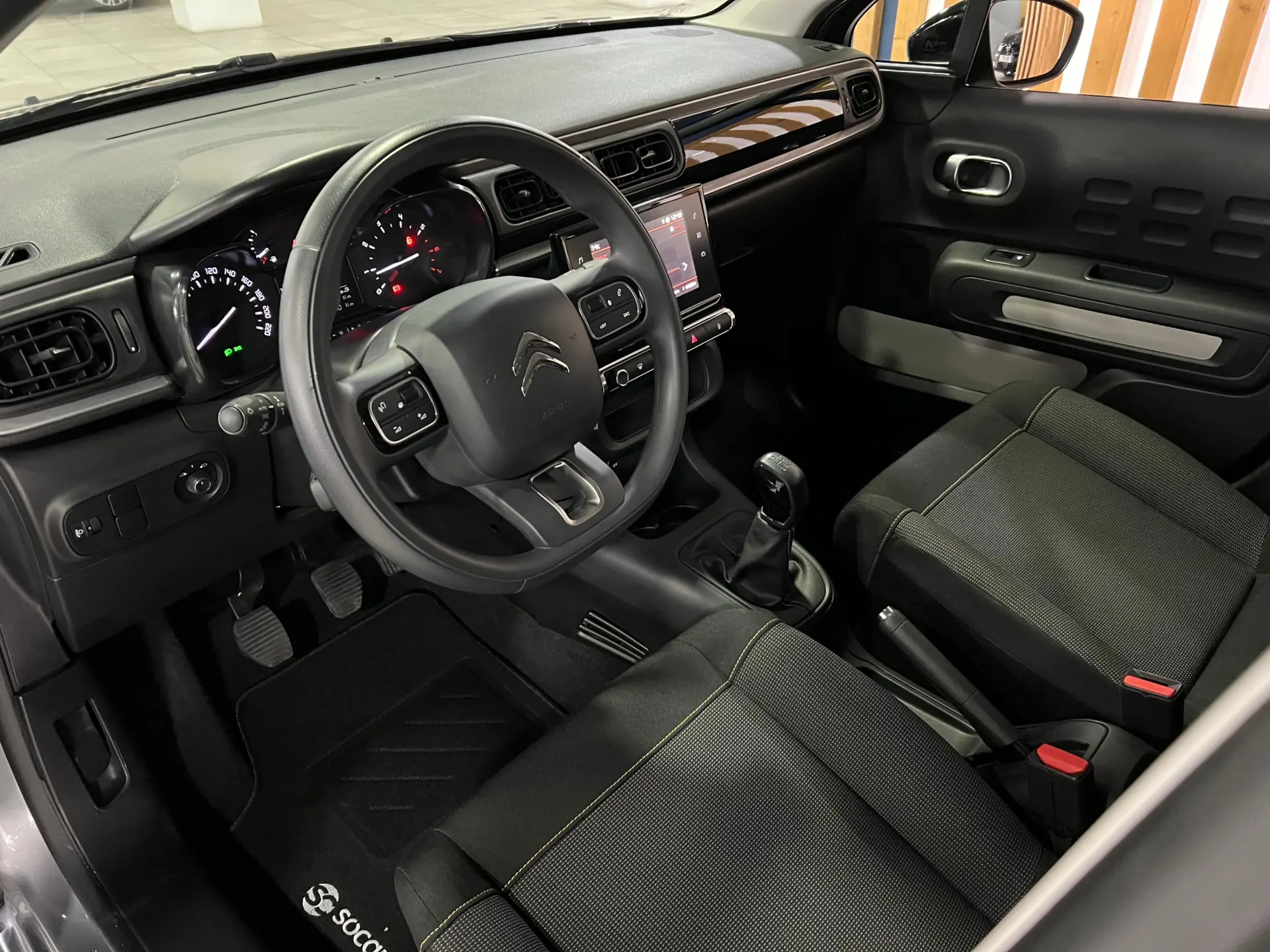 Citroen C3 1.2 PureTech C-Series 15
