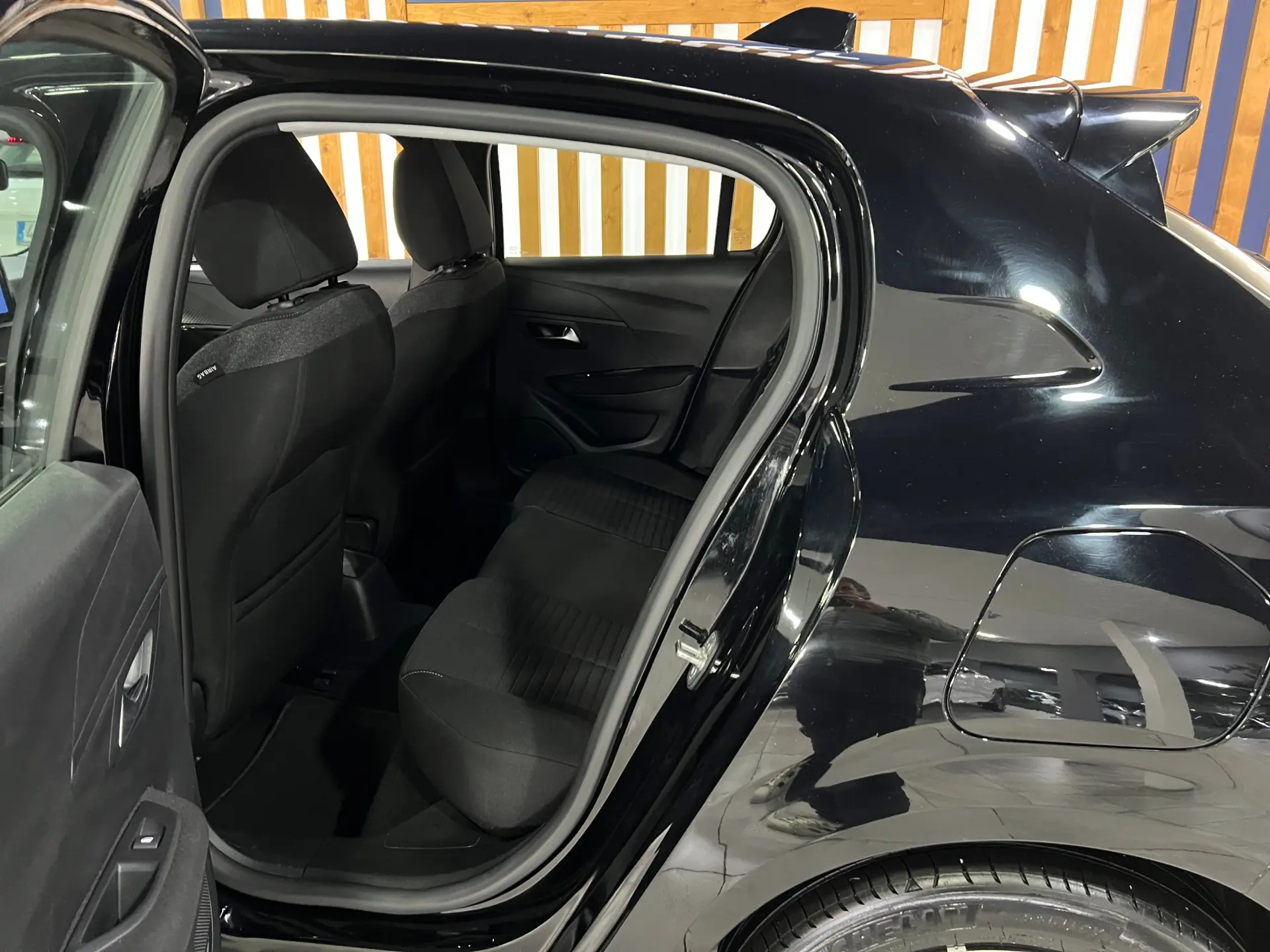 Peugeot 208 1.2 PureTech Active Pack 9