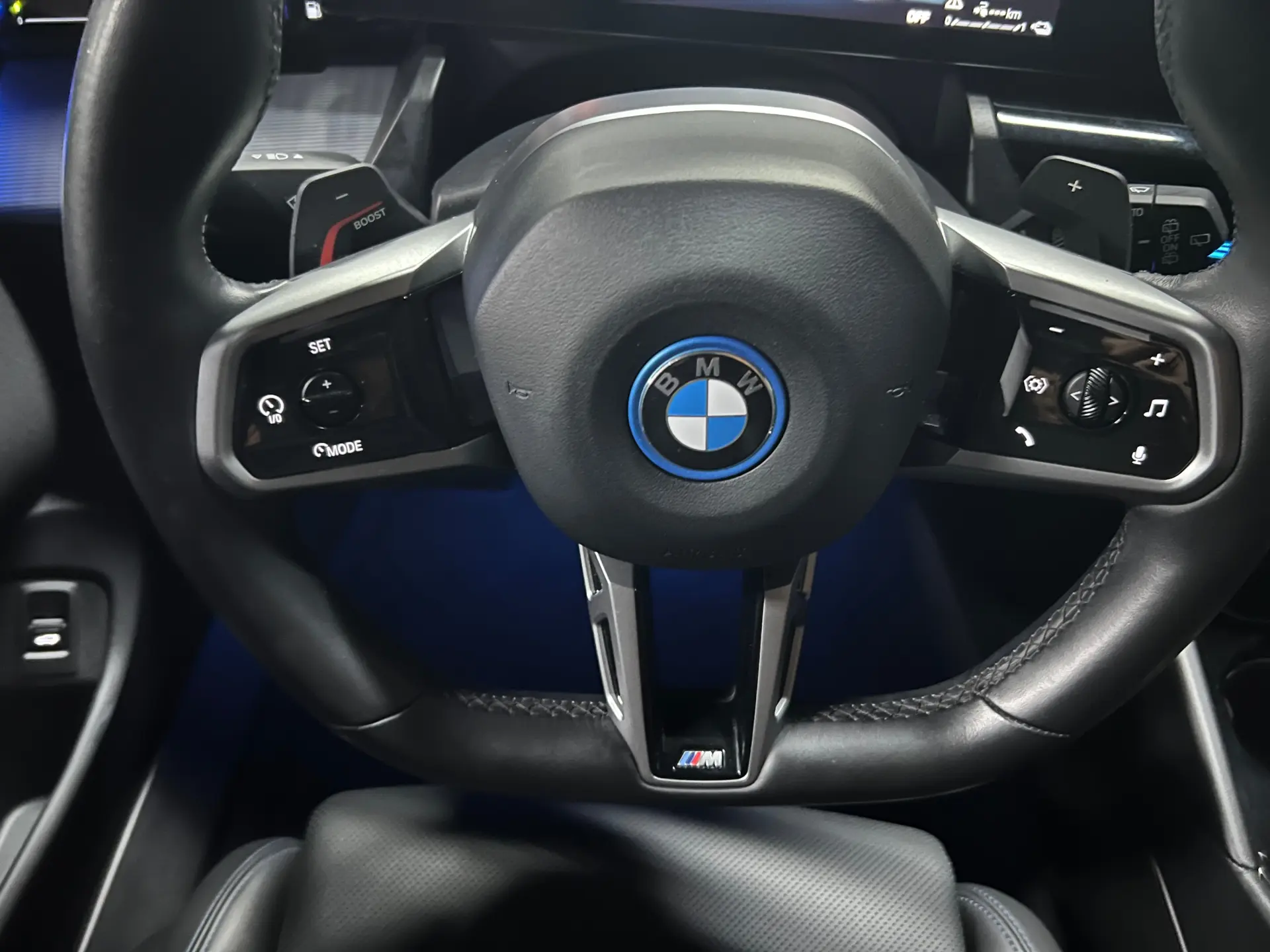 BMW 530 e Pack Desportivo M 22