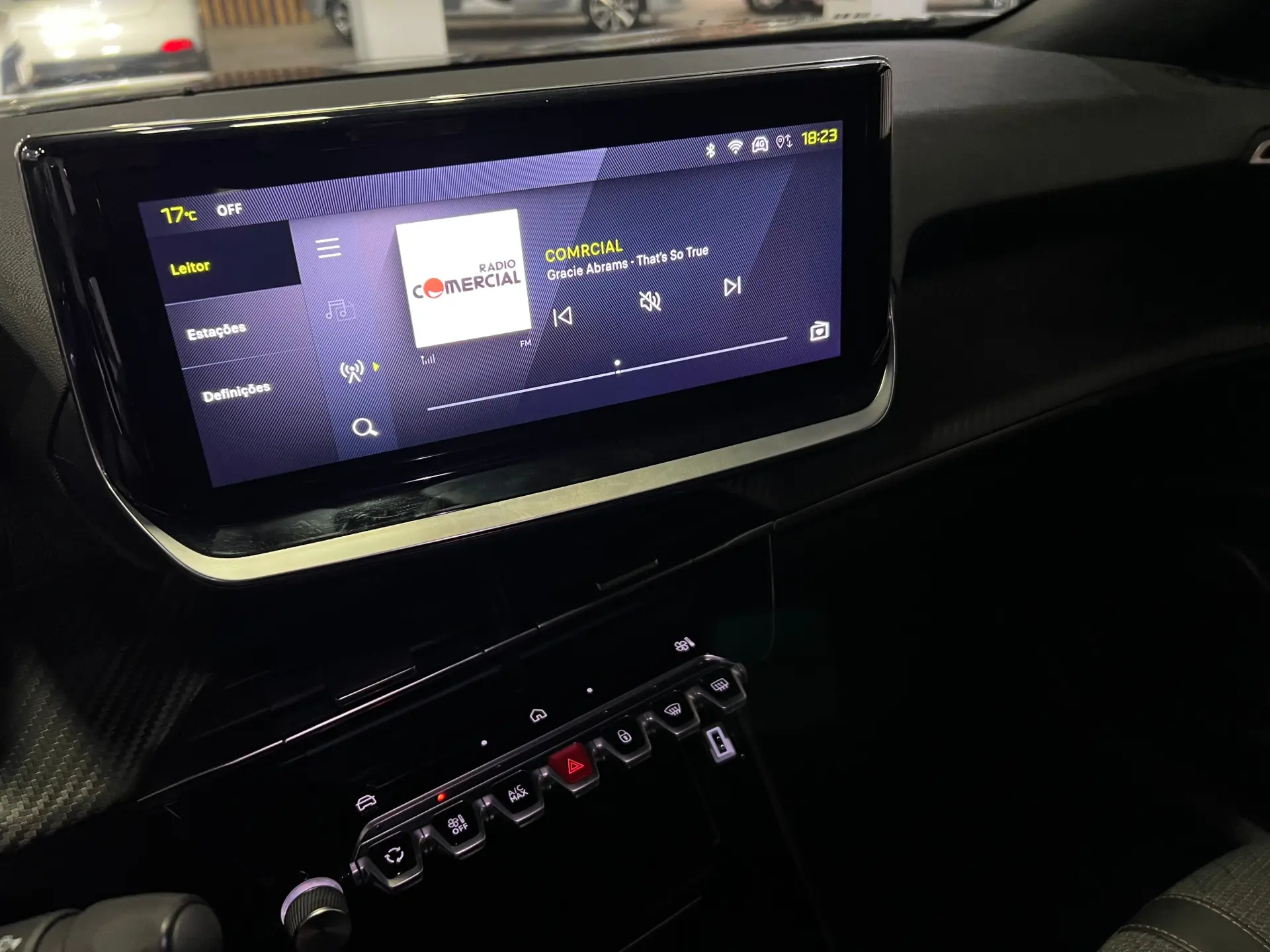 Peugeot e-2008 54 kWh Allure 22