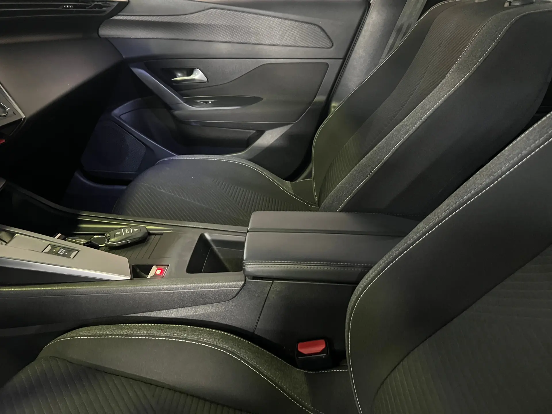 Peugeot 308 SW 1.6 Hybrid Active Pack e-EAT8 10
