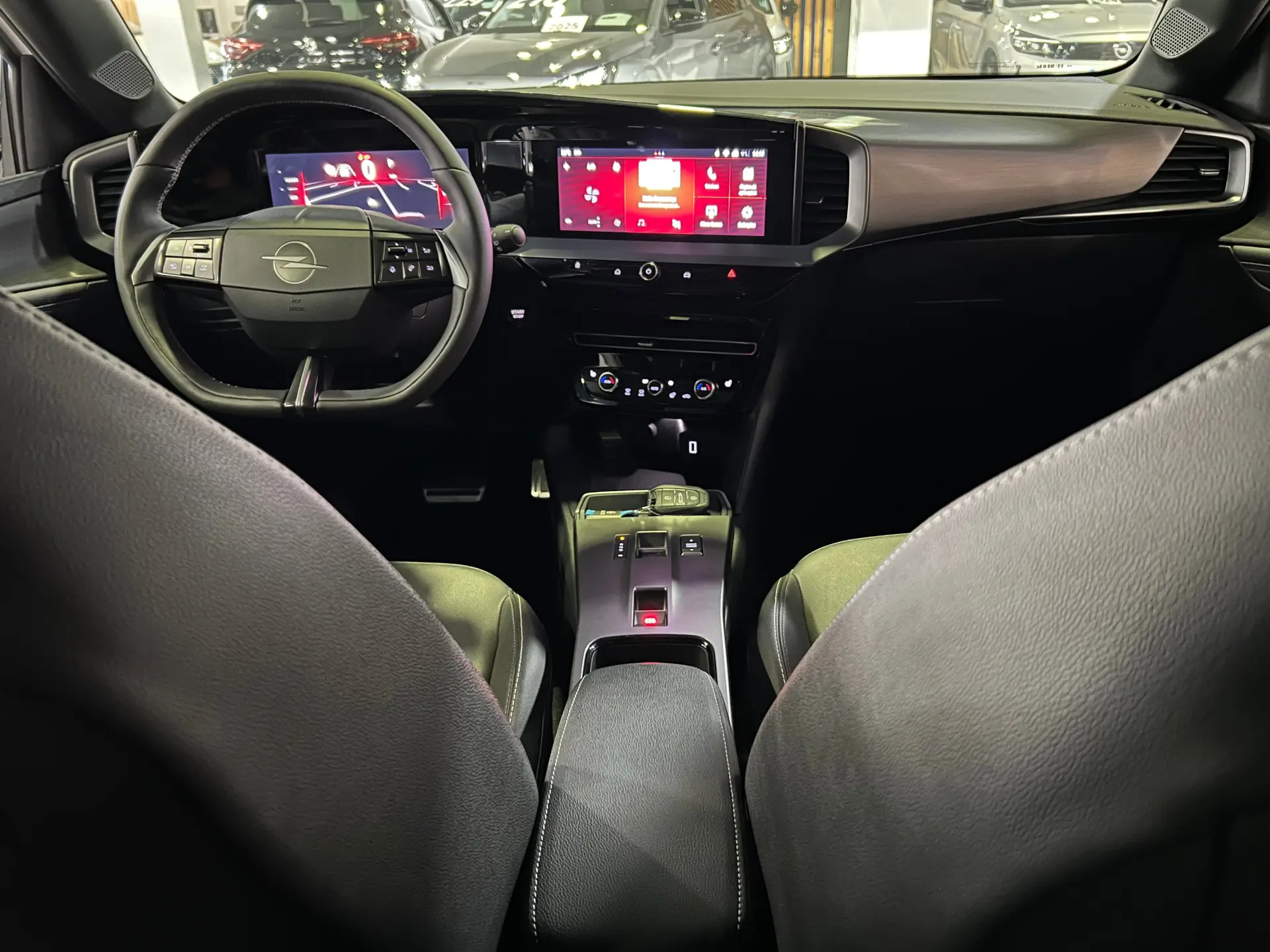Opel Mokka 1.2 Hybrid GS eDCT 17