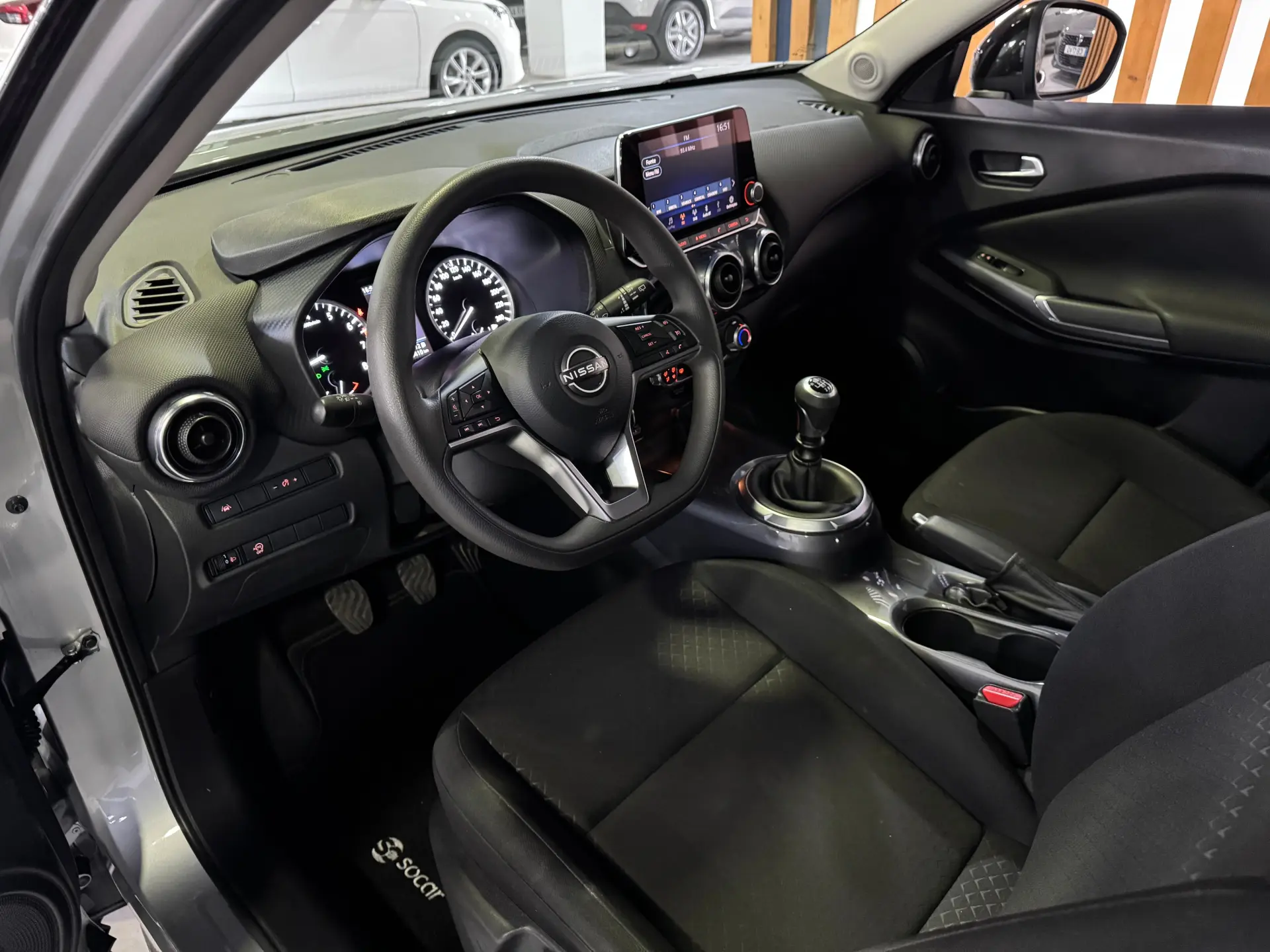 Nissan Juke 1.0 DIG-T N-Connecta NAV. 16