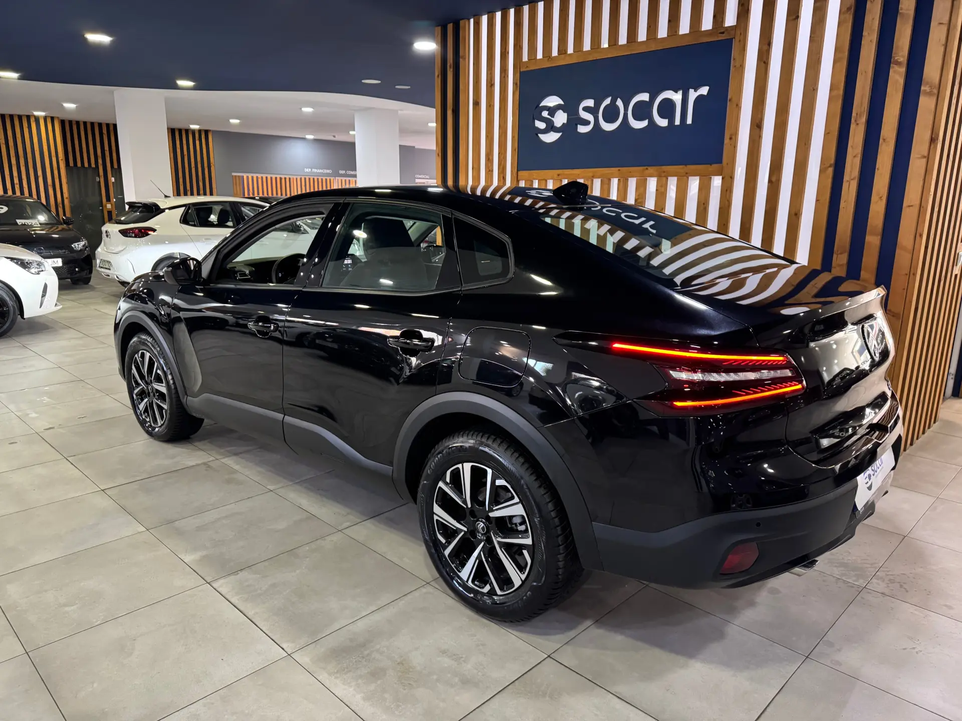 Citroen C4 X 1.2 Hybrid Plus e-DSC6 5