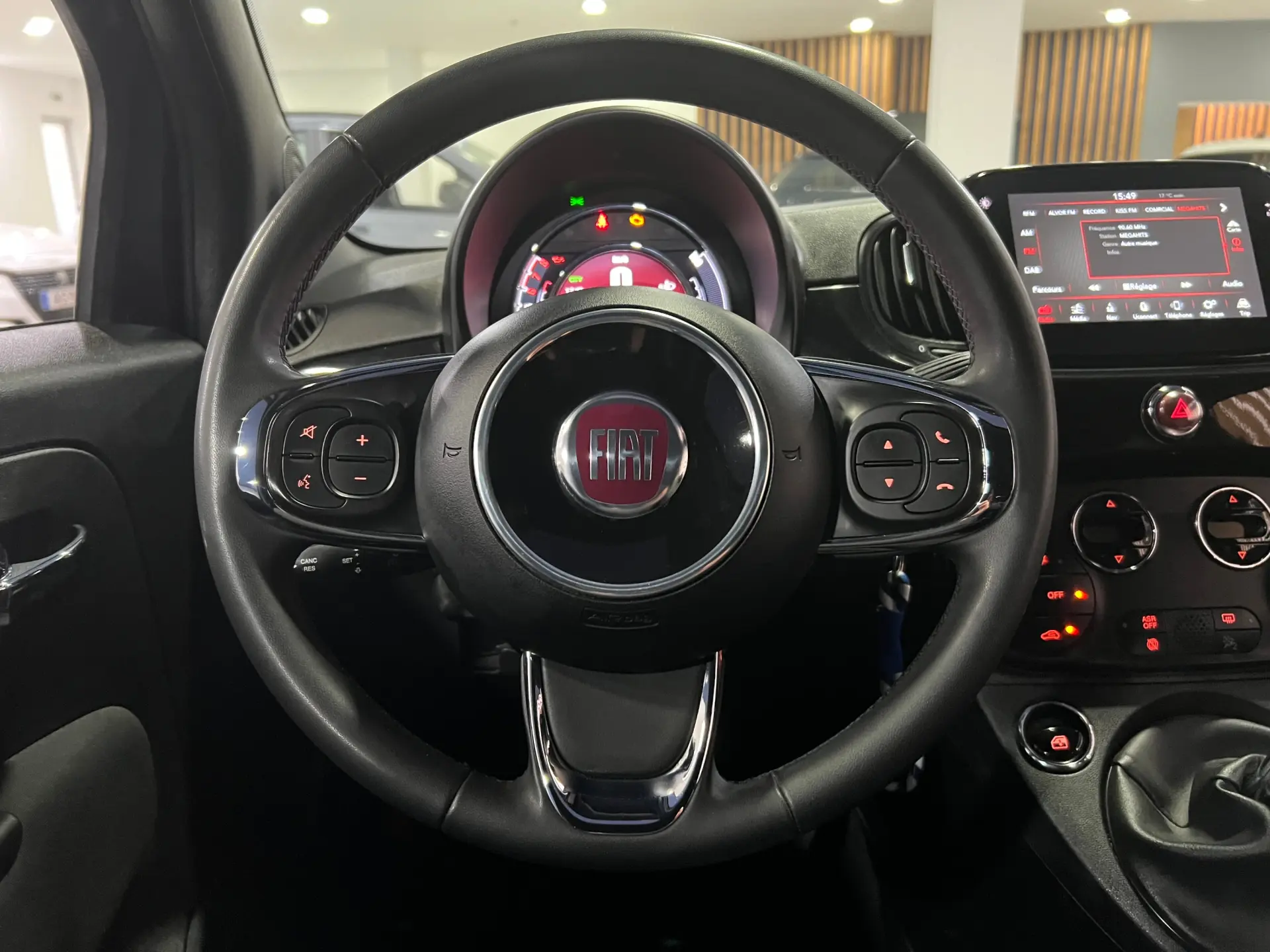Fiat 500C 1.0 Hybrid 16