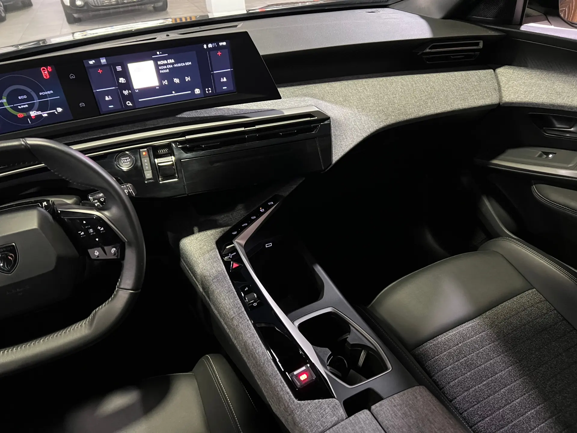 Peugeot 3008 1.2 Hybrid Allure e-DCS6 20