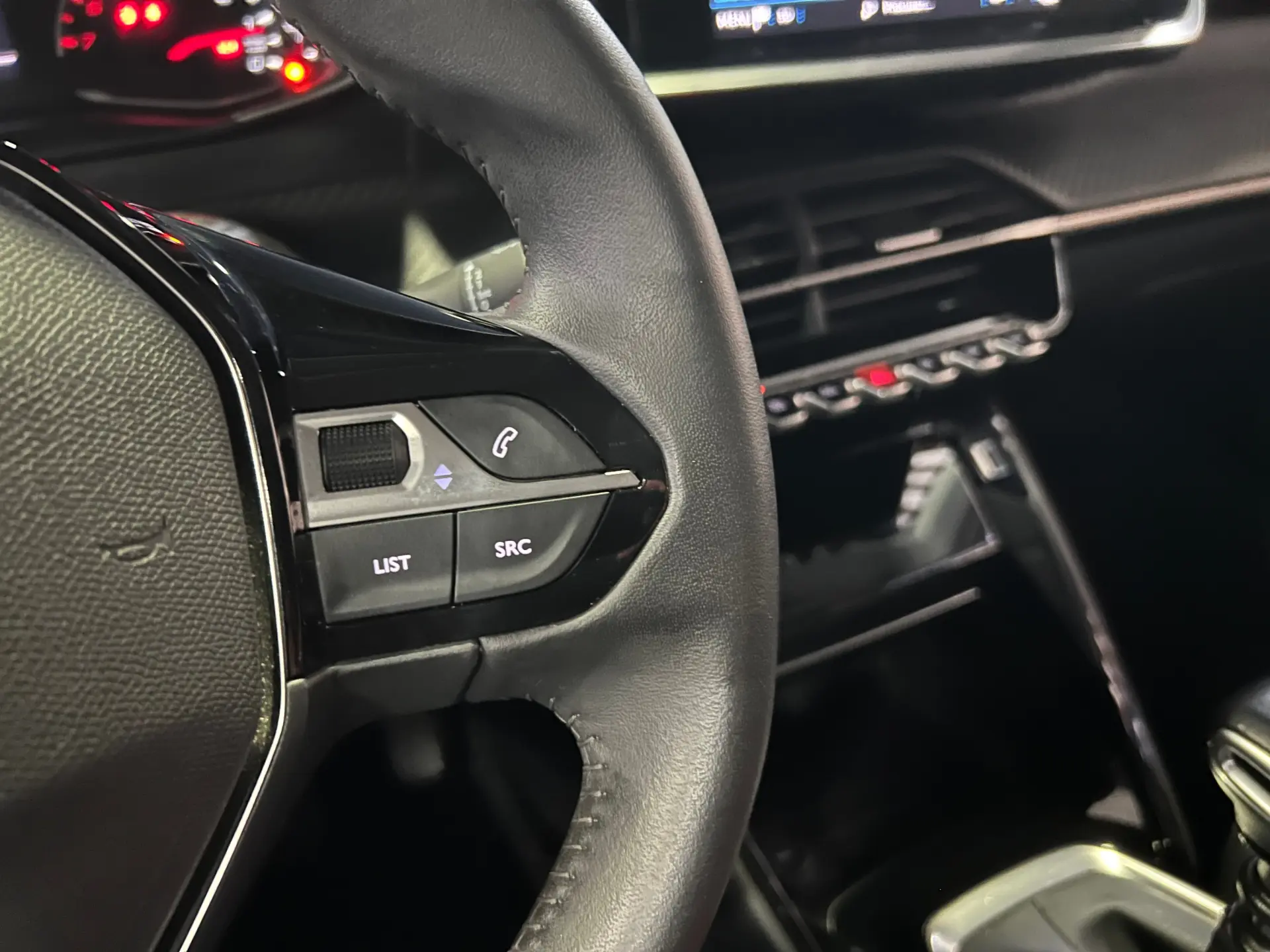 Peugeot 208 1.5 BlueHDi Allure Pack 13