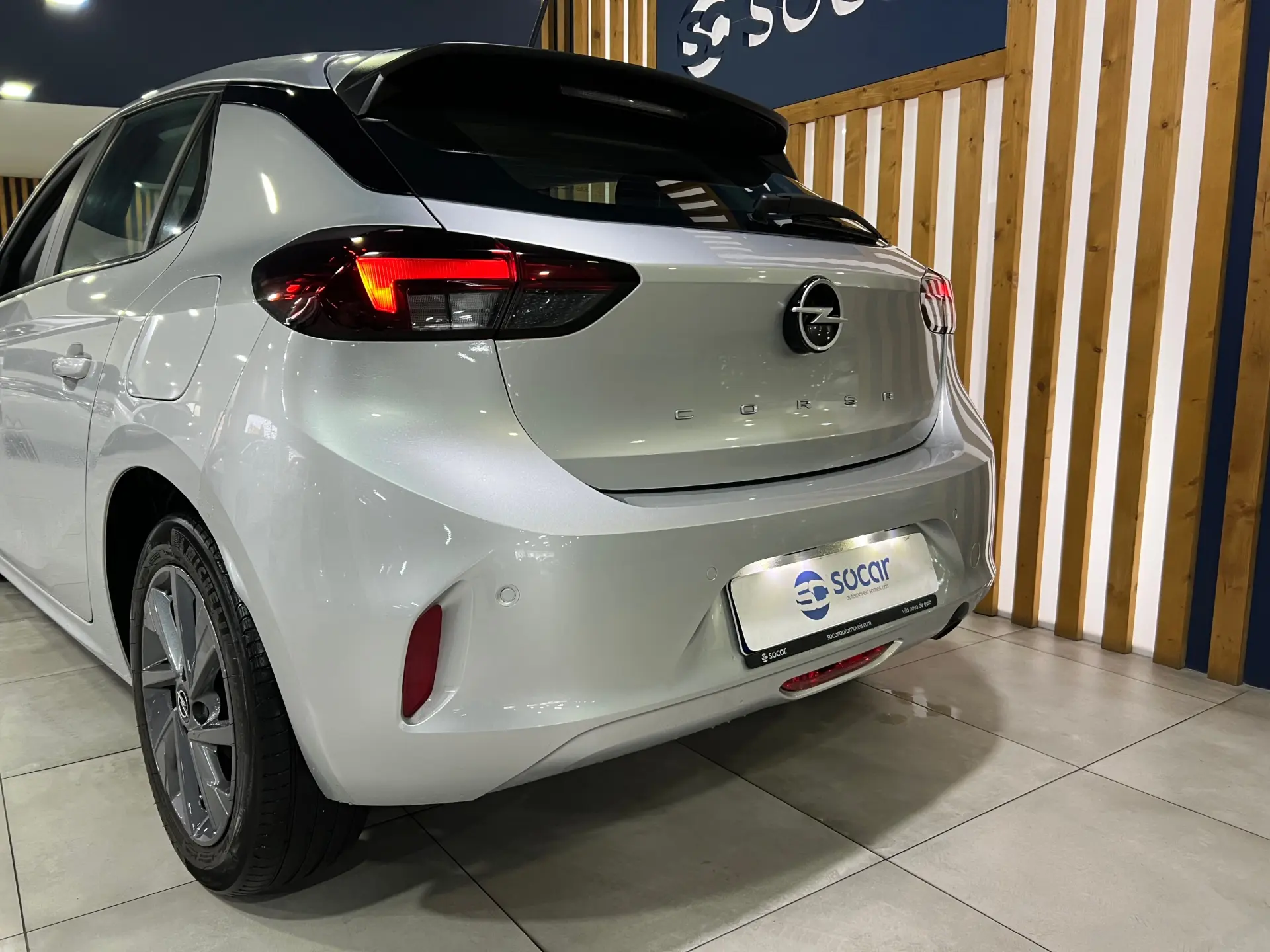 Opel Corsa 1.2 Elegance 6