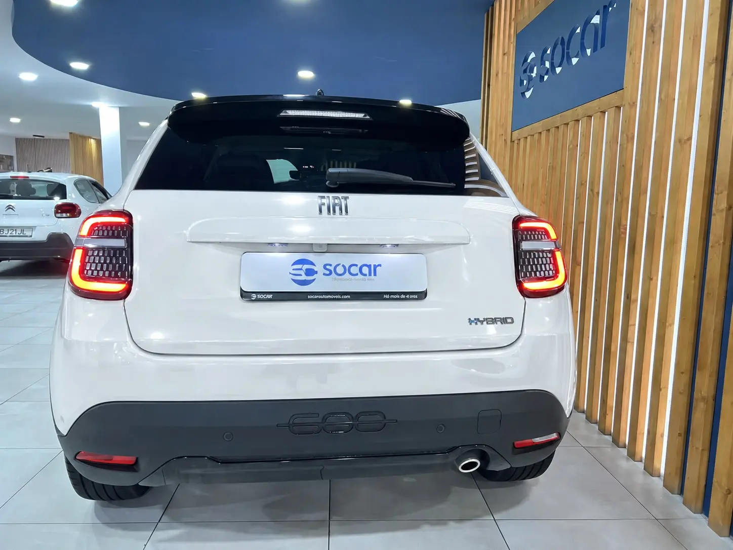 Fiat 600 1.2 Hybrid La Prima 7