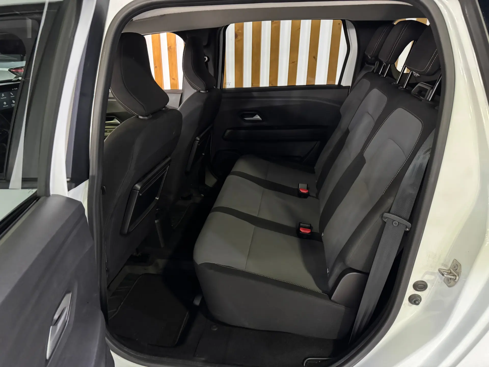 Dacia Jogger 1.0 ECO-G Extreme+ Up&Go 7L Bi-Fuel 17