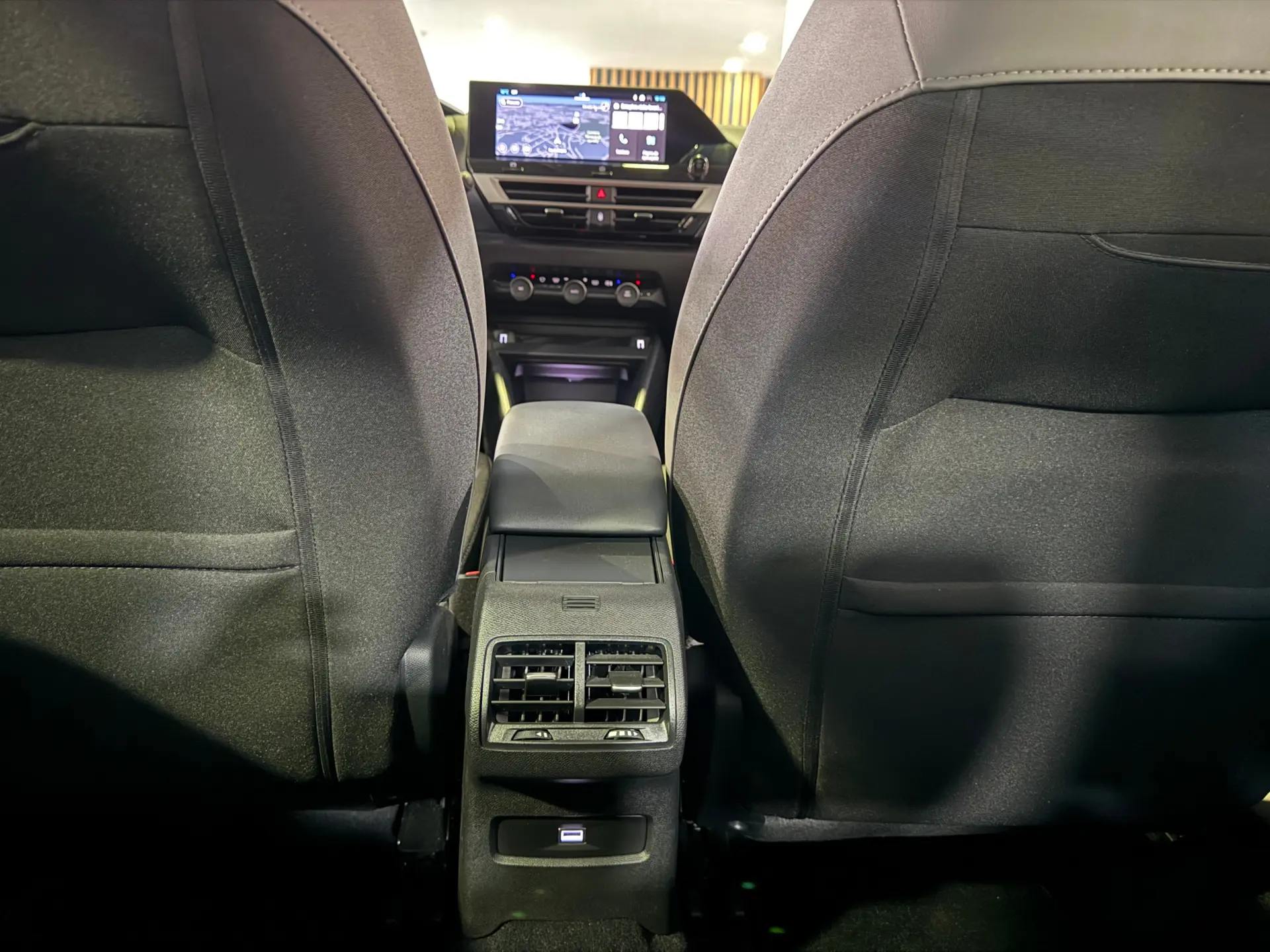 Citroen C4 X 1.2 Hybrid Plus e-DSC6 22