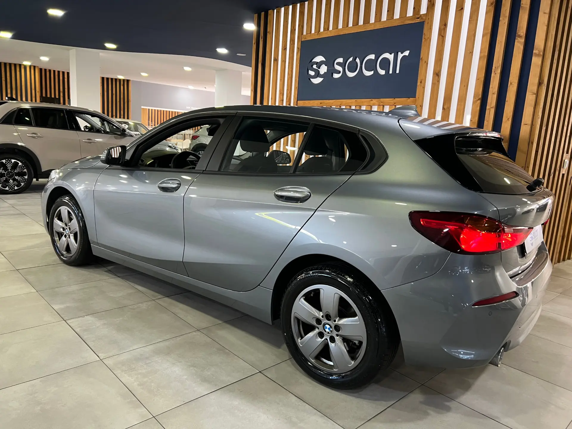 BMW 116 i Advantage 4