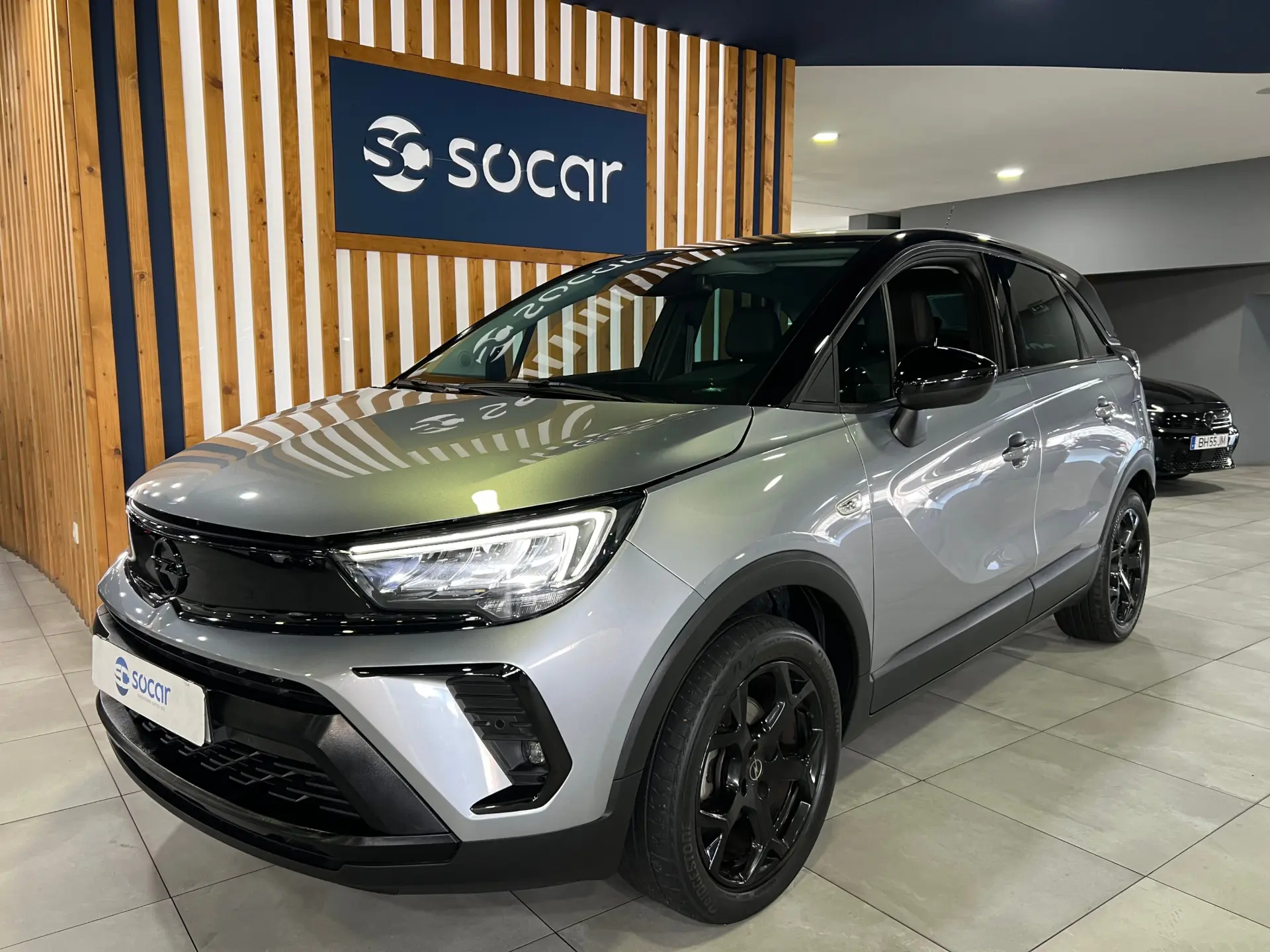 Opel Crossland 1.2 T Elegance 1