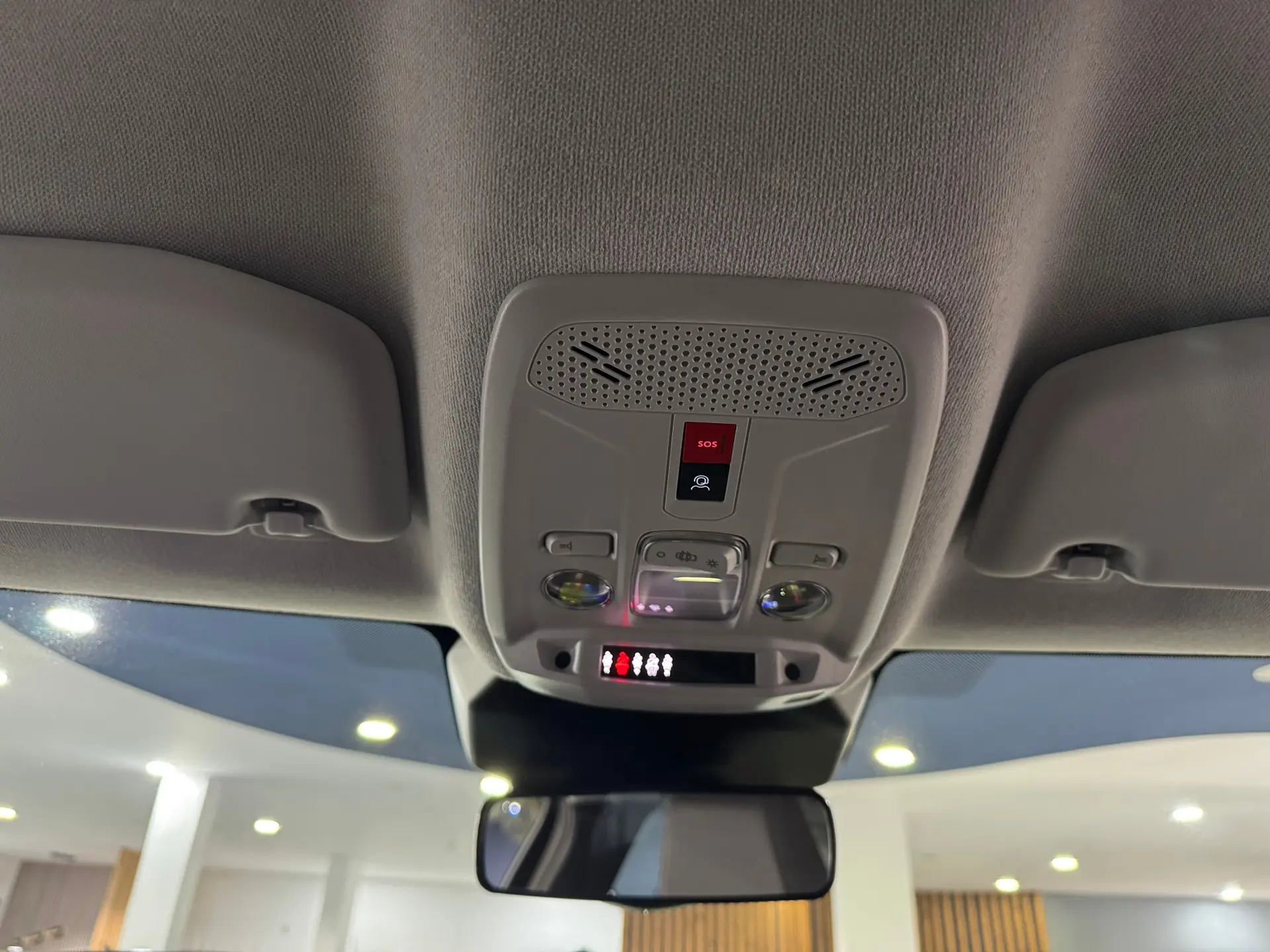 Citroen C4 X 1.2 Hybrid Plus e-DSC6 25