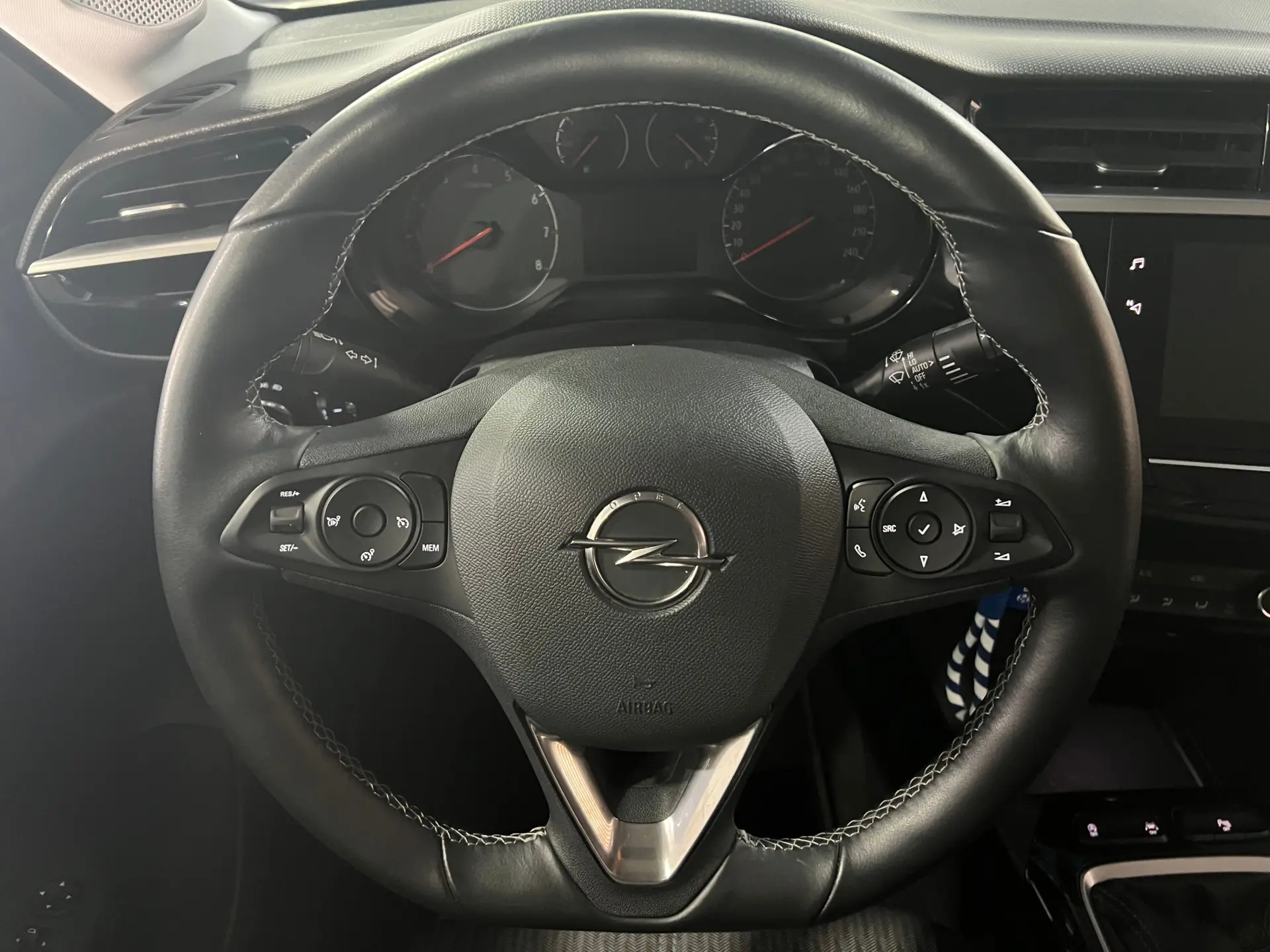 Opel Corsa 1.2 Business Edition 18