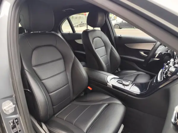 Mercedes-Benz C 220 BlueTEC AMG Line Aut. 17
