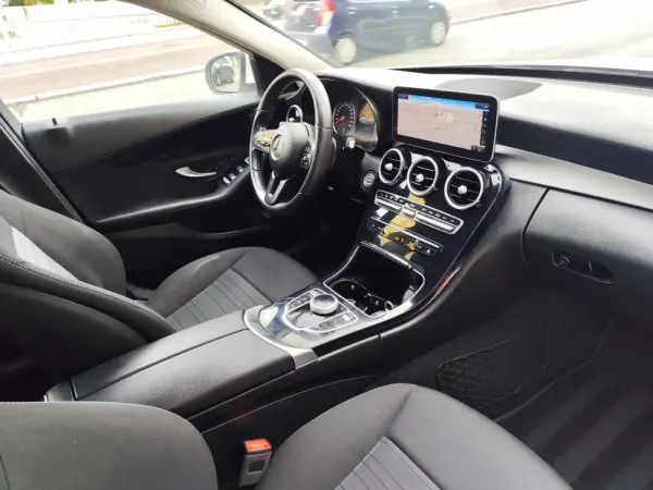 Mercedes-Benz C 180 d Station 9G-TRONIC 16