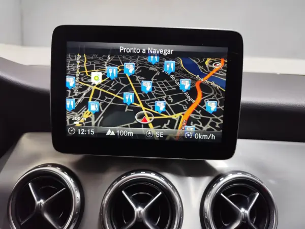 Mercedes-Benz GLA 180 7G-DCT UrbanStyle Edition 15