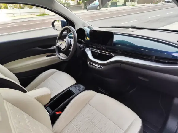 Fiat 500e La Prima 14