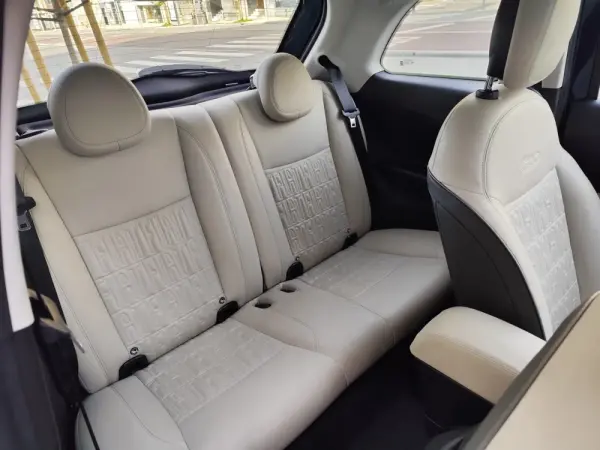 Fiat 500e La Prima 17