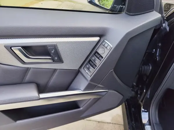 Mercedes-Benz GLK 220 CDi BlueEfficiency Aut. 21