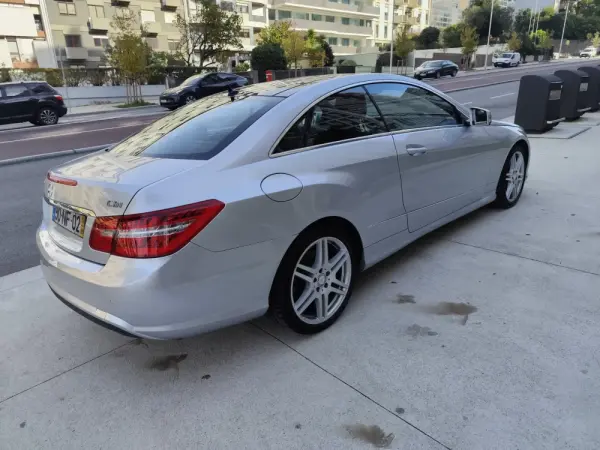 Mercedes-Benz E 250 CDi Avantgarde BE Auto 12