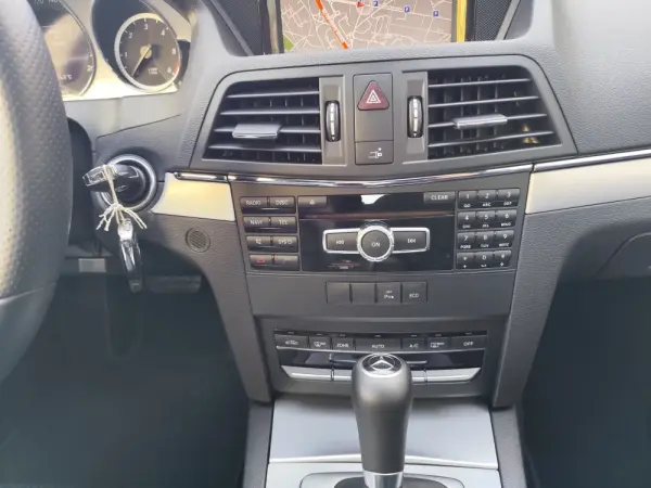 Mercedes-Benz E 250 CDi Avantgarde BE Auto 19