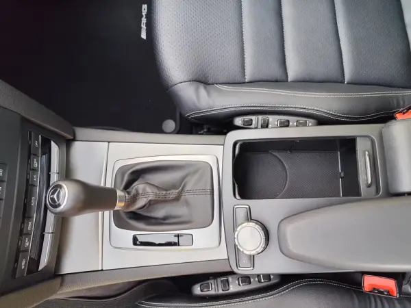 Mercedes-Benz E 250 CDi Avantgarde BE Auto 25