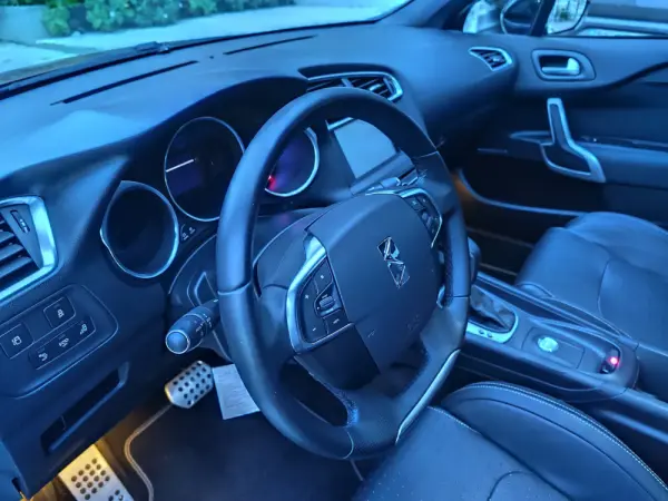 DS DS4 4 2.0 BlueHDi Sport Chic EAT6 16