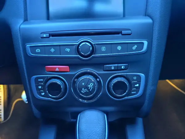 DS DS4 4 2.0 BlueHDi Sport Chic EAT6 19