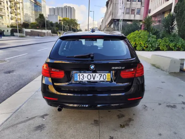 BMW 320 d Cabrio Auto 8