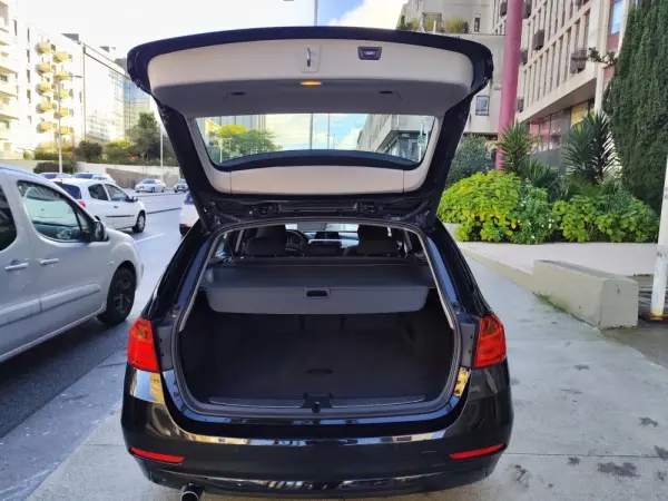 BMW 320 d Cabrio Auto 12